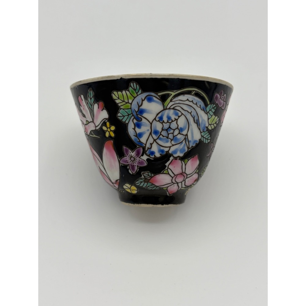 Vintage Chinese Famille Noire Porcelain Tea Cup Floral Hand Painted Black 09